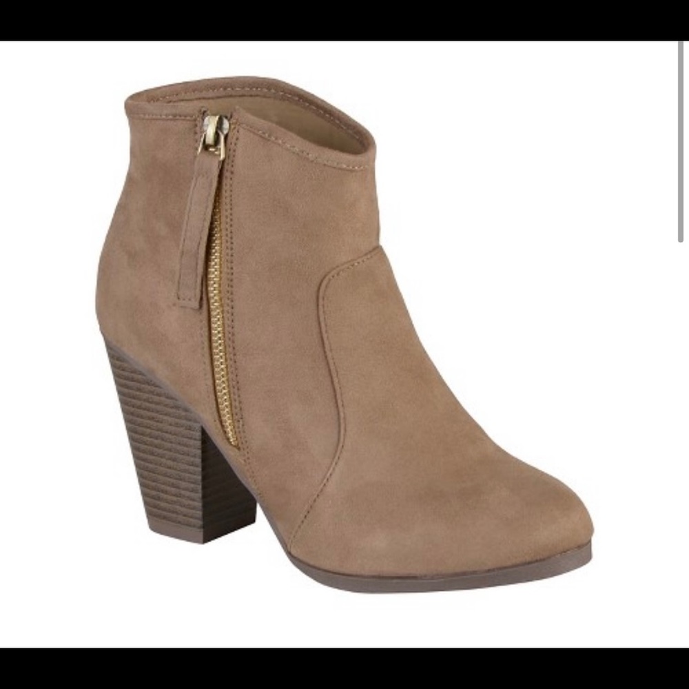Taupe brown ankle booties